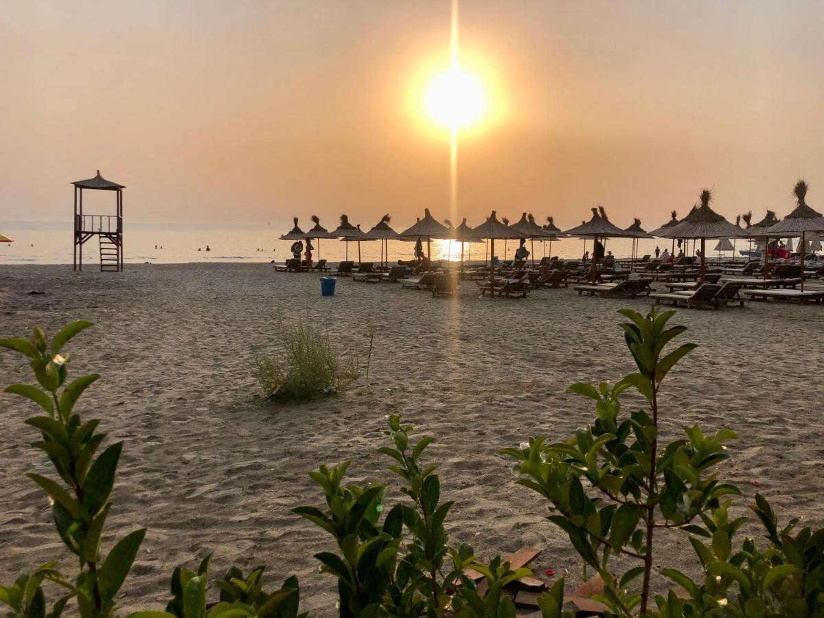 Beach Apartments Durres Luaran gambar